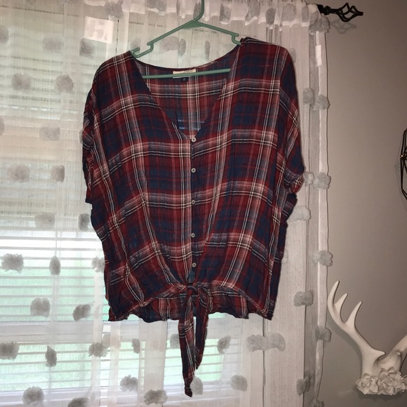 Short sleeve plaid tie button up - Picture 1 of 5